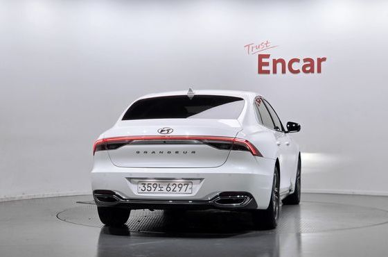 Hyundai Grandeur 2.5 Premium — пробег 69 831 км — фото 4 из 5