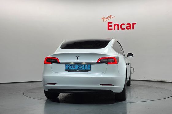 Tesla Model 3 Standard Range Plue RWD — пробег 93 685 км — фото 4 из 5