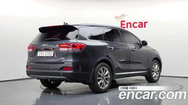 Kia Sorento Diesel 2.0 2WD Noblesse Special — пробег 66 282 км — фото 2 из 5
