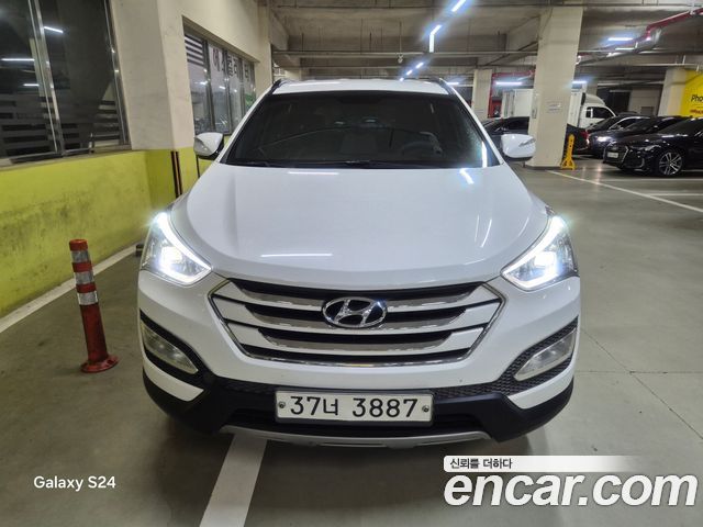 Hyundai Santafe Diesel(e-VGT) 2.0 2WD Premium — пробег 255 035 км — фото 1 из 5