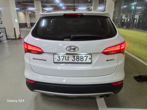 Hyundai Santafe Diesel(e-VGT) 2.0 2WD Premium — пробег 255 035 км — фото 3 из 5