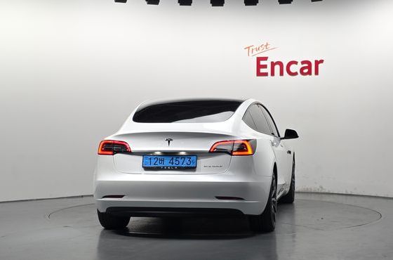 Tesla Model 3 Long Range AWD — пробег 133 259 км — фото 4 из 5