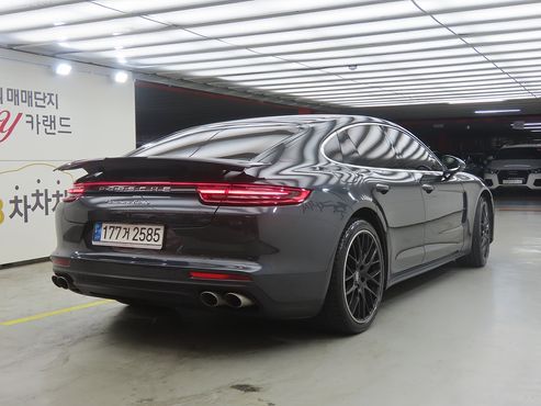 Porsche Panamera 4.0 Turbo — пробег 97 270 км — фото 4 из 5