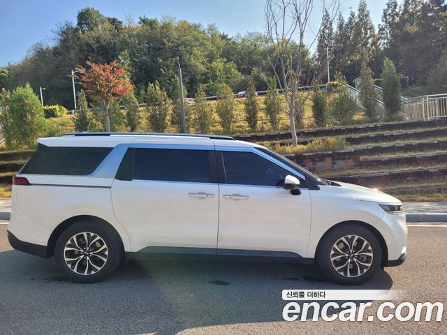 Kia Carnival Diesel 9-Seater Prestige — пробег 244 775 км — фото 4 из 5