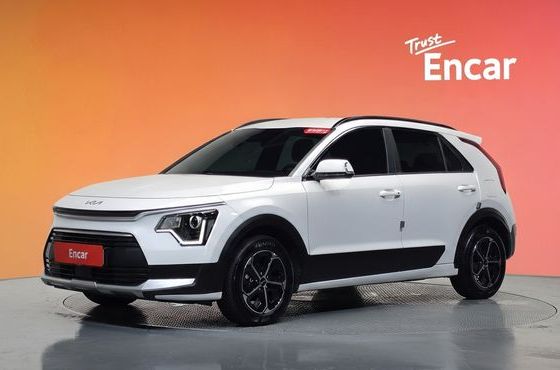 Kia Niro Prestige — пробег 27 786 км — фото 1 из 5