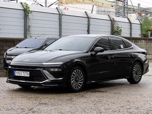 Hyundai Sonata Exclusive — пробег 18 709 км — фото 1 из 5