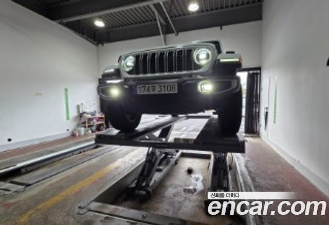 Jeep Wrangler 2.0 Sahara Power Top 4Door — пробег 30 833 км — фото 1 из 2