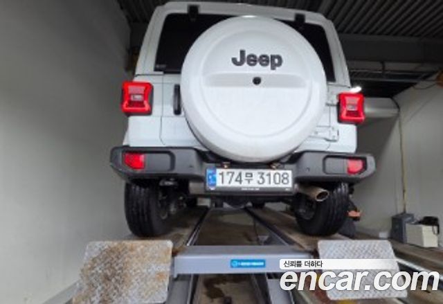 Jeep Wrangler 2.0 Sahara Power Top 4Door — пробег 30 833 км — фото 2 из 2