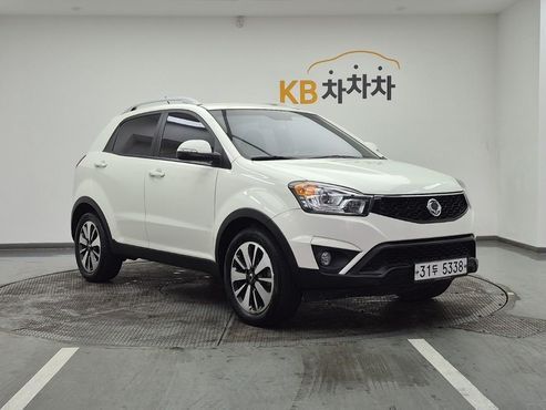 Ssangyong KORANDO 2.0 CVT 2WD Deluxe — пробег 196 031 км — фото 2 из 5