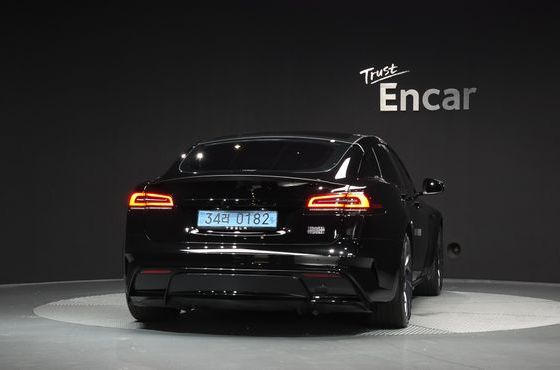 Tesla Model S Plaid — пробег 11 767 км — фото 4 из 5