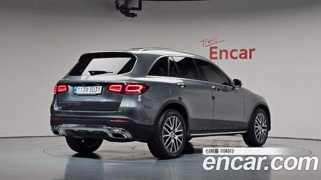 Mercedes-Benz GLC-Class GLC220 d 4MATIC — пробег 59 038 км — фото 2 из 5