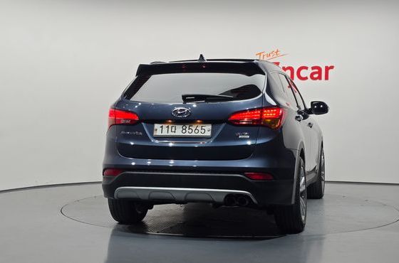 Hyundai Santafe Diesel(e-VGT) 2.2 4WD Exclusive — пробег 153 603 км — фото 4 из 5