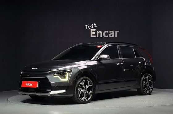 Kia Niro Signature — пробег 60 697 км — фото 1 из 5