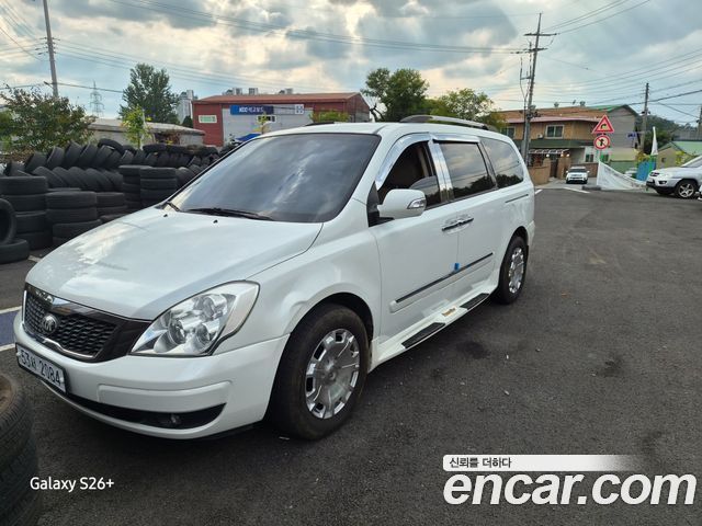Kia Carnival New Carnival Limousine President — пробег 260 000 км — фото 3 из 5