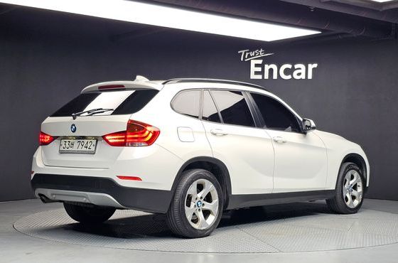 BMW X1 xDrive 20d — пробег 262 565 км — фото 2 из 5