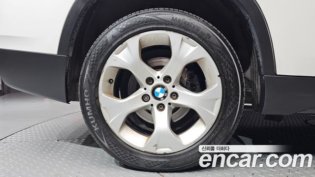 BMW X1 xDrive 20d — пробег 262 565 км — фото 5 из 5