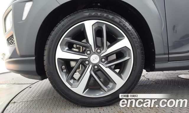 Hyundai Kona из Кореи Encar