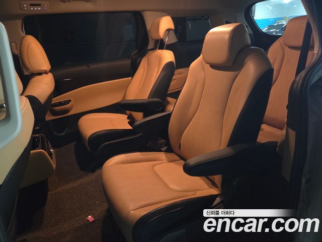 Kia Carnival Diesel 9-Seater Noblesse — пробег 120 350 км — фото 5 из 5