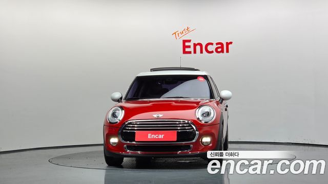 Mini Cooper 5Door HIGH 3rd — пробег 83 096 км — фото 3 из 5
