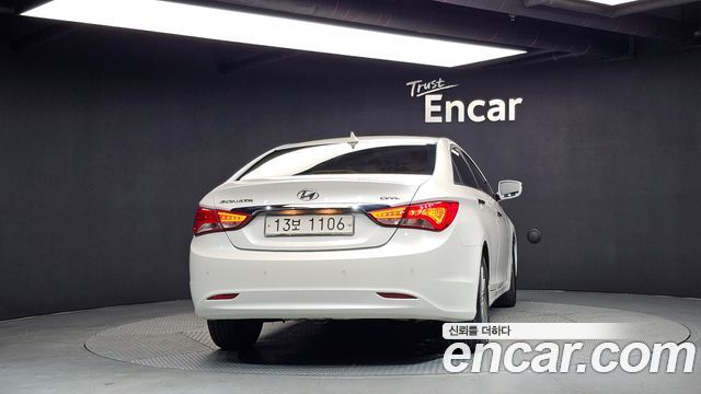 Hyundai Sonata CVVL Smart — пробег 176 809 км — фото 4 из 5