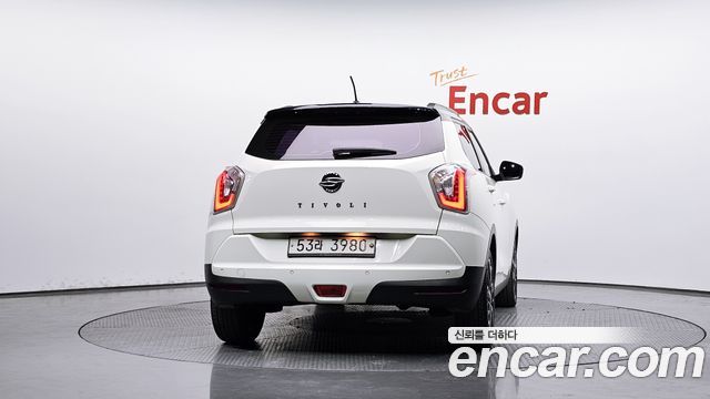 Ssangyong TIBOLI из Кореи Encar