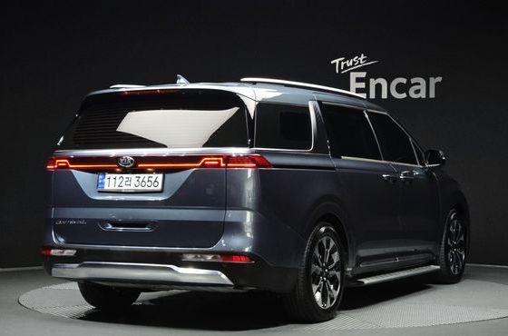 Kia Carnival Diesel 9-Seater Signature — пробег 91 210 км — фото 2 из 5