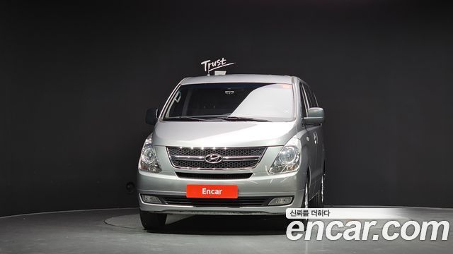 Hyundai Starex 5-Seater VAN CVX Luxury — пробег 174 783 км — фото 3 из 5