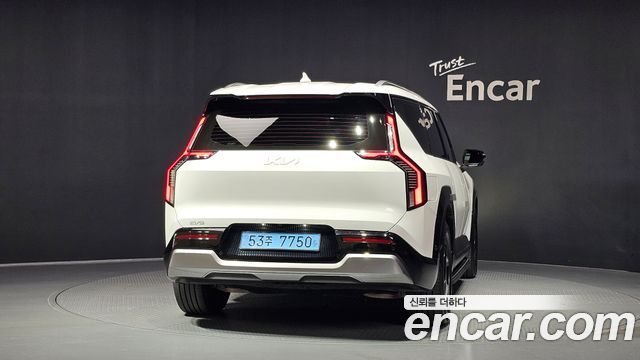 Kia EV9 из Кореи Encar
