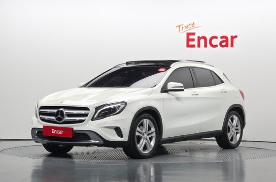 Mercedes-Benz GLA-Class GLA200 d 4MATIC — пробег 256 697 км — фото 1 из 5