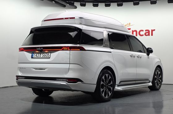 Kia Carnival Diesel 9-Seater Hi-Limousine Signature — пробег 67 241 км — фото 2 из 5