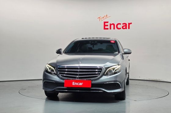 Mercedes-Benz E-Class E300 4MATIC Exclusive — пробег 139 805 км — фото 3 из 5