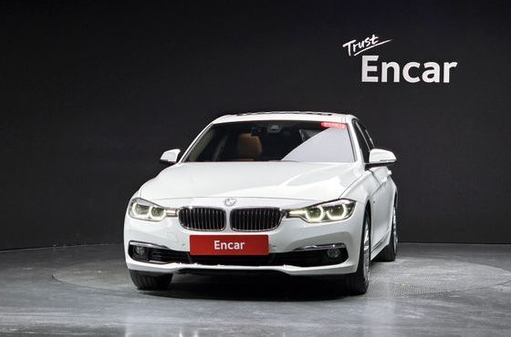 BMW 3-Series 320i Luxury — пробег 80 300 км — фото 3 из 5
