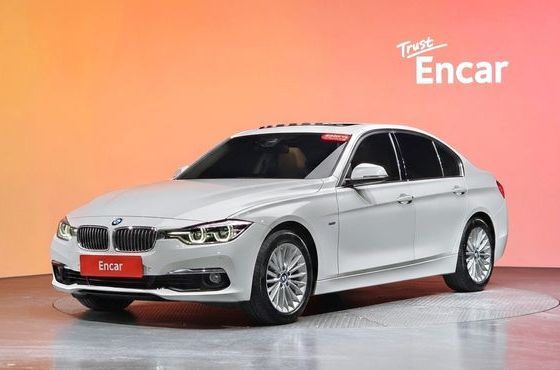 BMW 3-Series 320i Luxury — пробег 80 300 км — фото 1 из 5