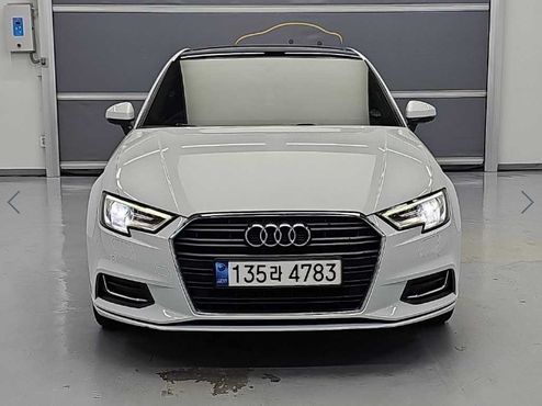 Audi A3 40 TFSI 8V — пробег 72 902 км — фото 1 из 2