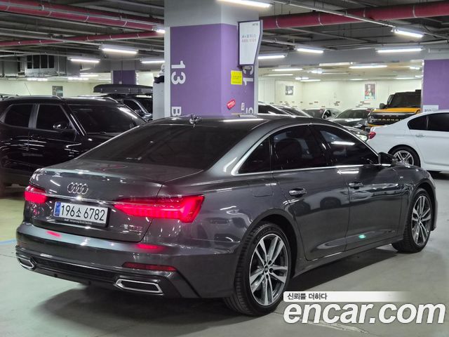 Audi A6 45 TFSI Quattro Premium — пробег 126 549 км — фото 2 из 5