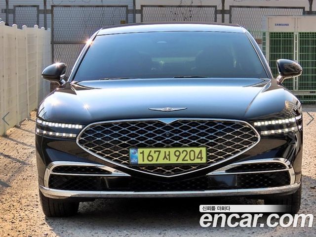 Genesis G90 Gasoline 3.5 Turbo e-S/C AWD LWB — пробег 31 888 км — фото 1 из 5