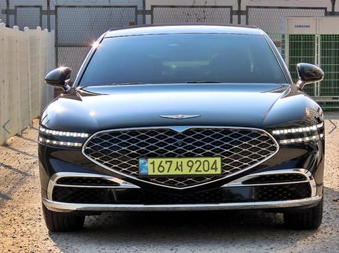 Genesis G90 Gasoline 3.5 Turbo e-S/C AWD LWB — пробег 31 888 км — фото 1 из 5
