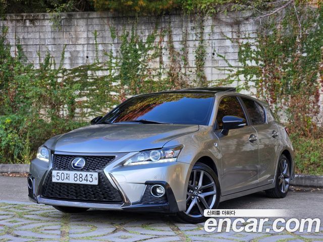 Lexus CT200h 1.8 F-Sport ZWA10 — пробег 172 808 км — фото 2 из 5