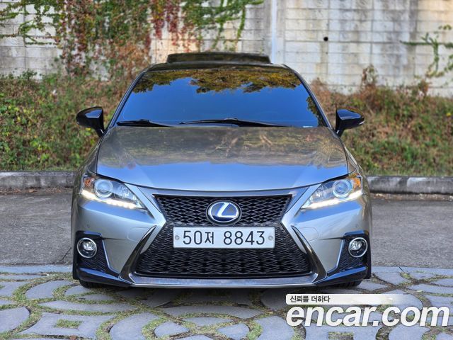 Lexus CT200h 1.8 F-Sport ZWA10 — пробег 172 808 км — фото 3 из 5