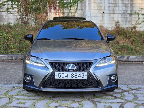 Lexus CT200h 1.8 F-Sport ZWA10 — пробег 172 808 км — фото 3 из 5