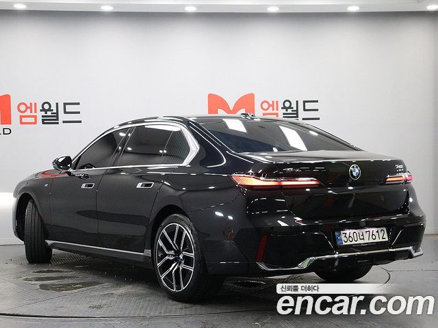 BMW 7-Series 740i xDrive M Sport Limited — пробег 30 340 км — фото 4 из 5