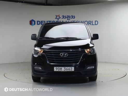 Hyundai Starex Van 3-Seater Smart — пробег 280 000 км — фото 3 из 5