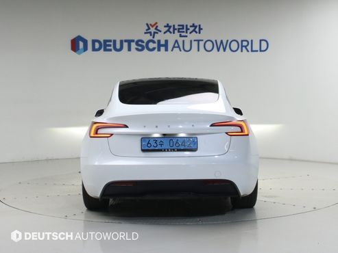 Tesla Model 3 RWD — пробег 41 571 км — фото 5 из 5