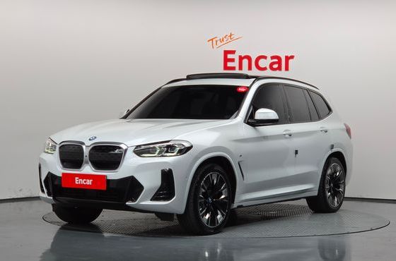 BMW iX3 M Sports — пробег 64 530 км — фото 1 из 5