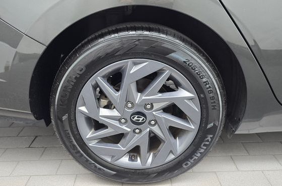 Hyundai AVANTE Modern — пробег 25 164 км — фото 5 из 5