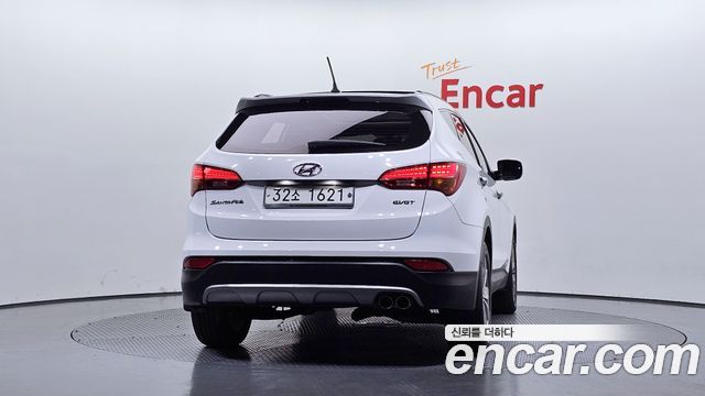 Hyundai Santafe Diesel(e-VGT) 2.0 2WD Exclusive — пробег 172 544 км — фото 4 из 5