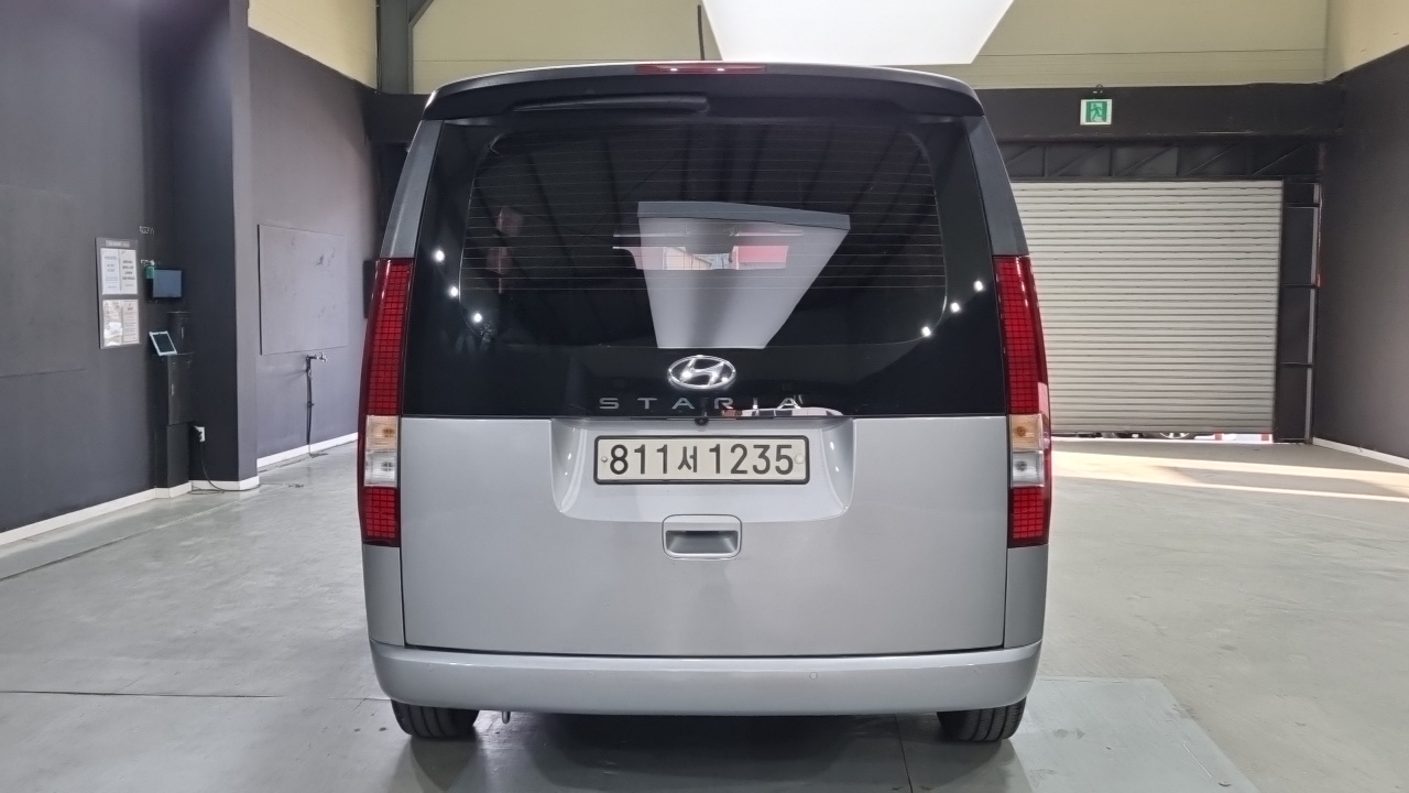 Hyundai Staria Cargo 3-Seater Modern — пробег 77 344 км — фото 4 из 5