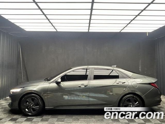 Hyundai AVANTE Inspiration — пробег 37 657 км — фото 3 из 5