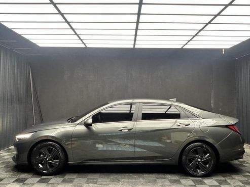 Hyundai AVANTE Inspiration — пробег 37 657 км — фото 3 из 5