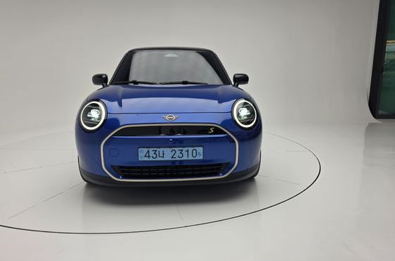 Mini Cooper SE Favoured — пробег 4 713 км — фото 3 из 5